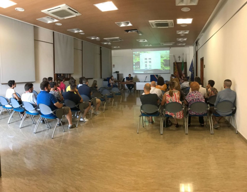 37078071_10216890556885778_4371897302801973248_n